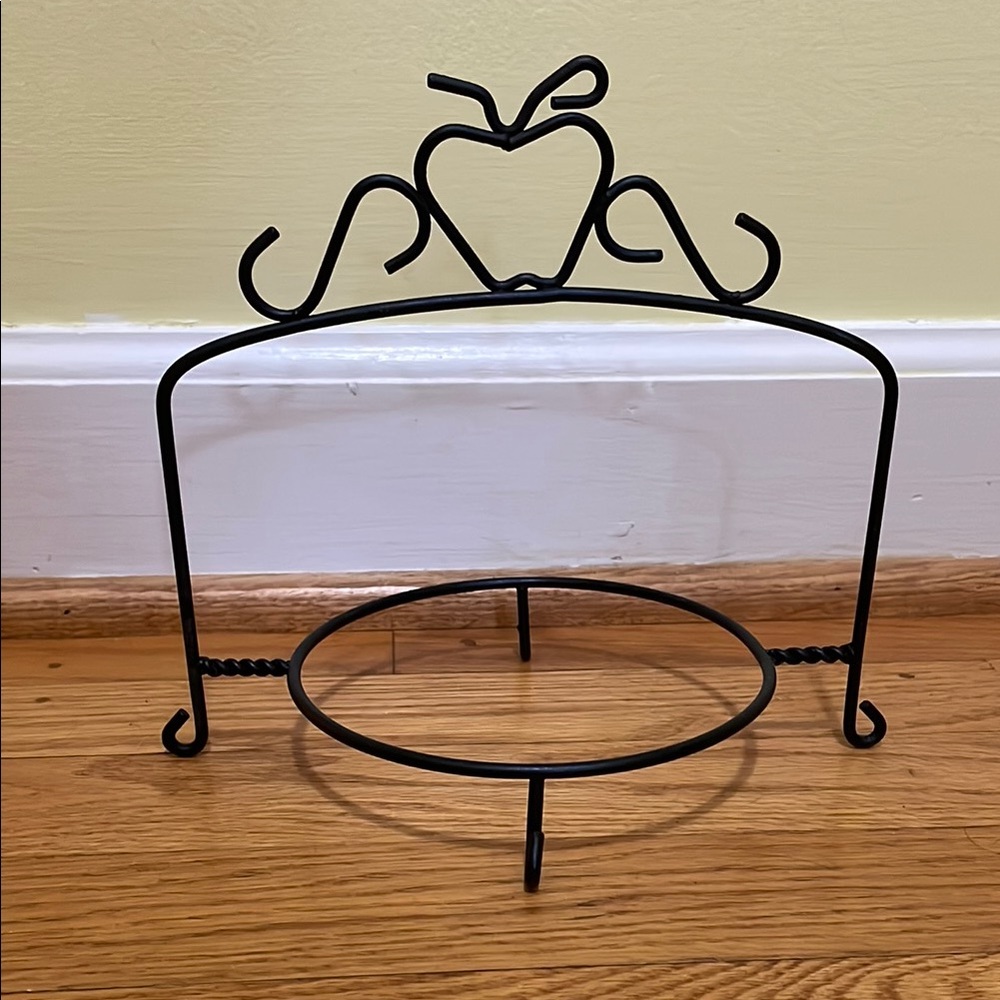 Black Metal Apple Design Stand